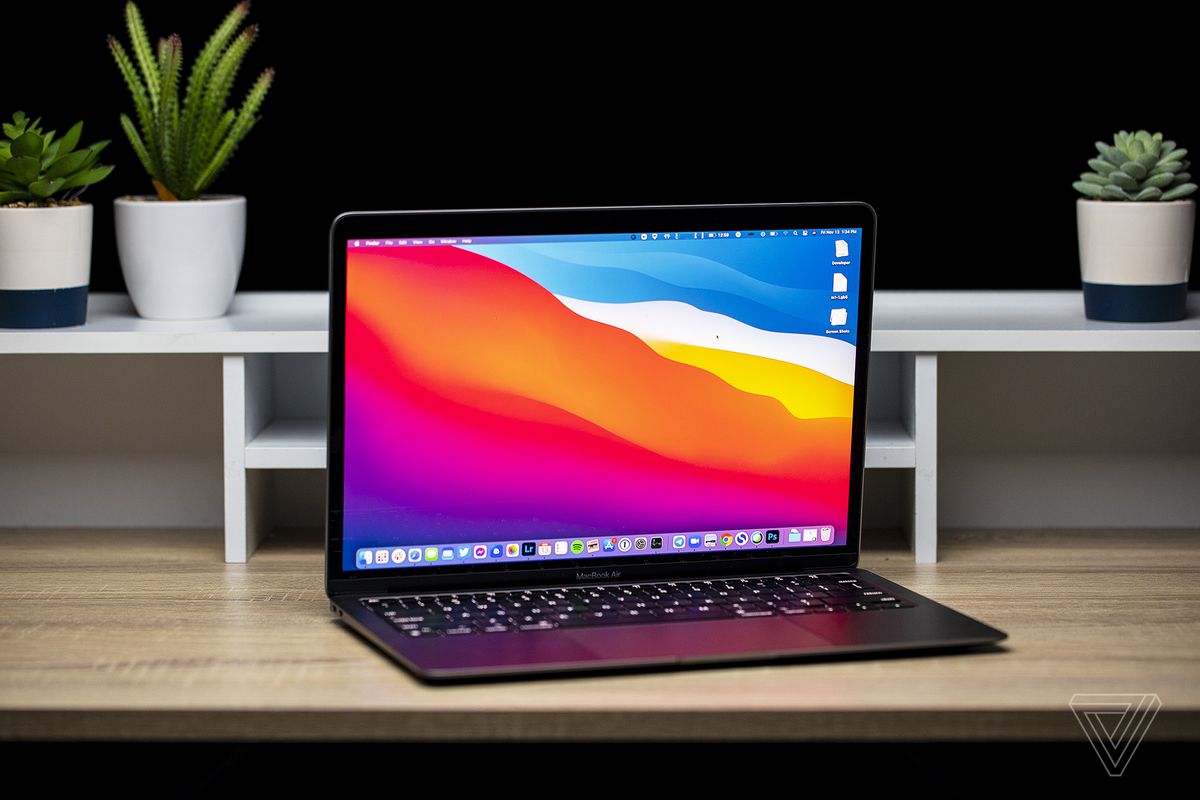 5 Factors to Check Before Buying a Refurbished Laptop